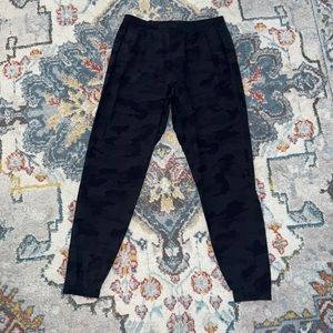 Lululemon Mens Surge Jogger (size m)